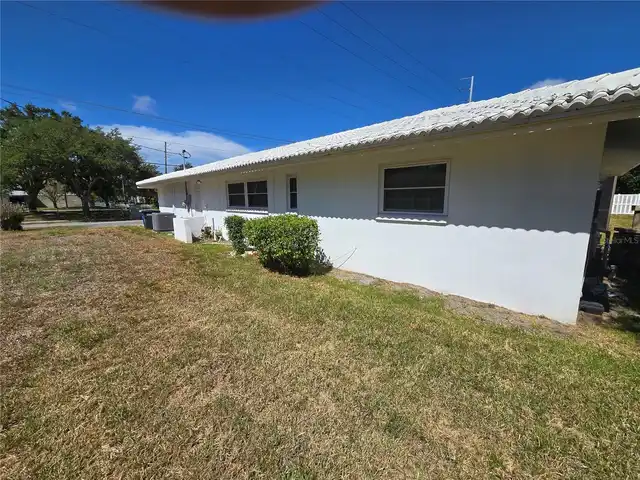 Listing Photo 18