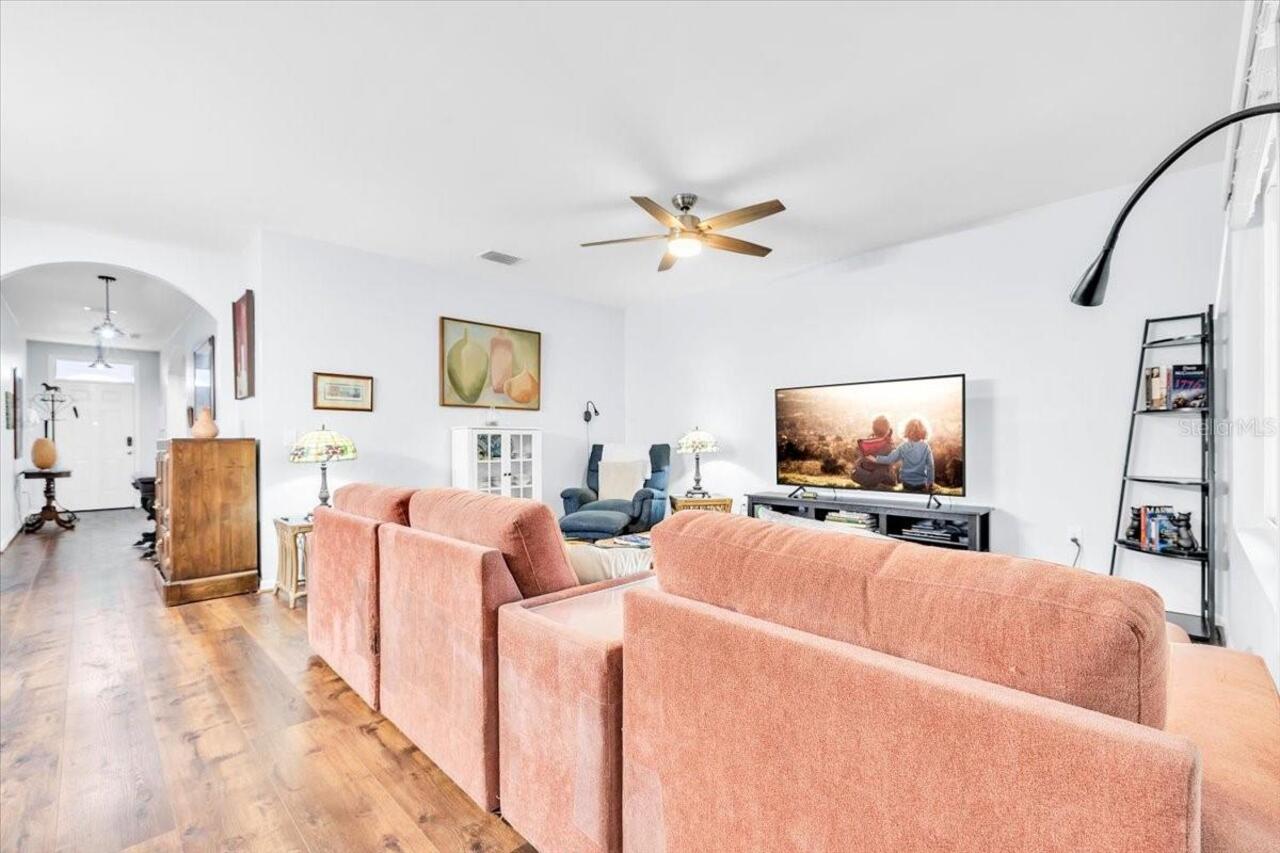 Listing Photo 15