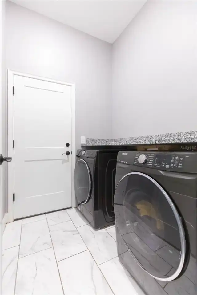 Listing Photo 33