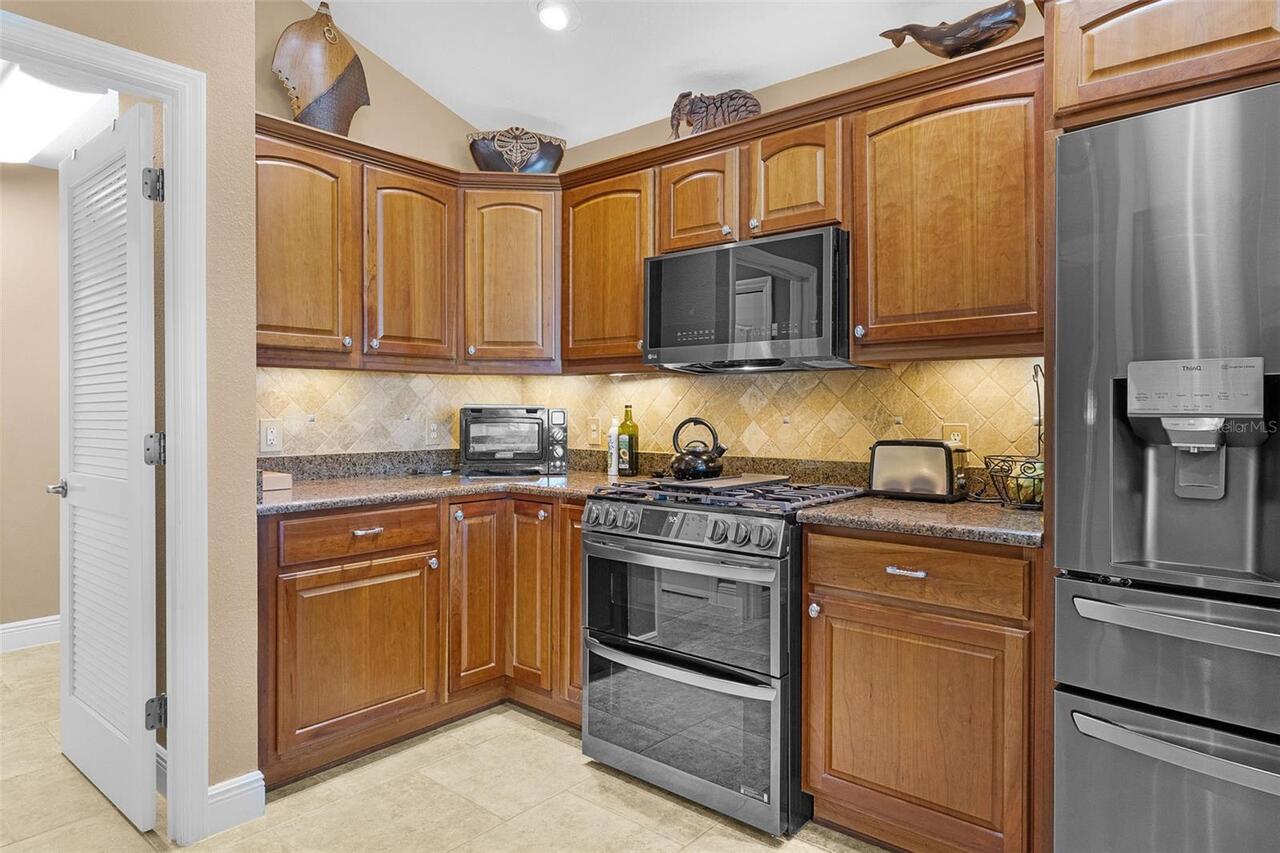 Listing Photo 17