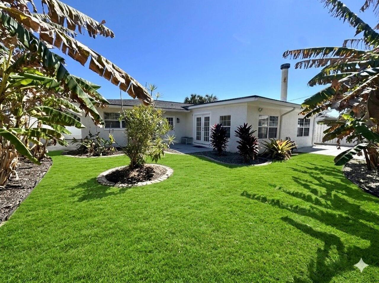 Listing Photo 8