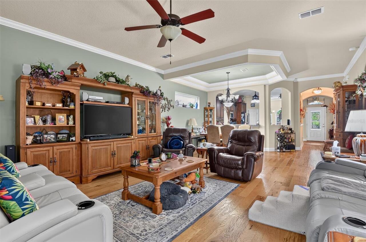 Listing Photo 9