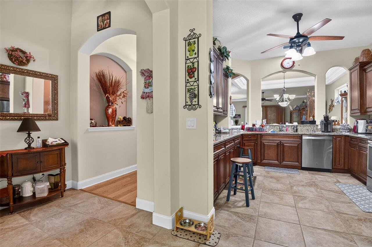 Listing Photo 15