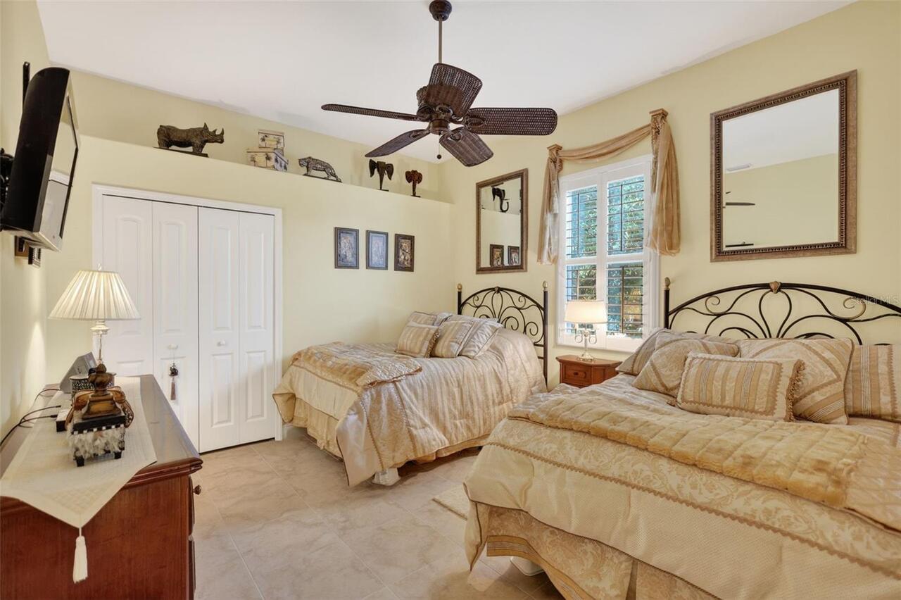 Listing Photo 38