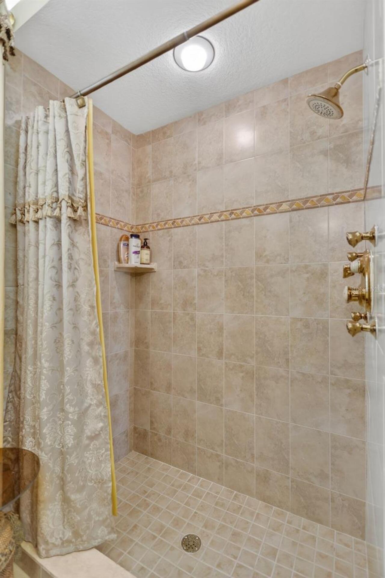 Listing Photo 39