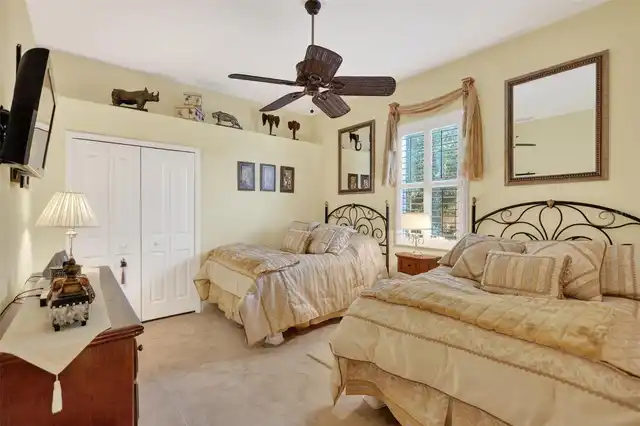 Listing Photo 42