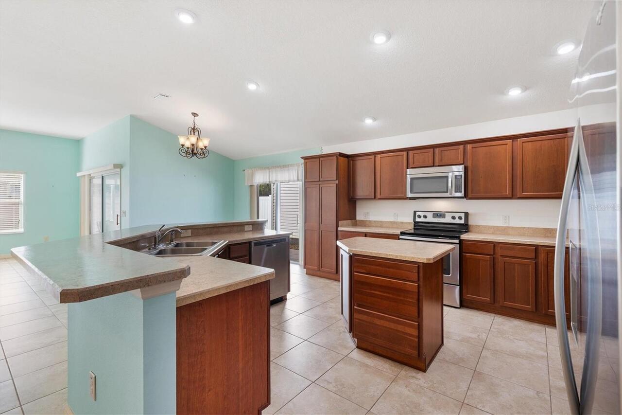 Listing Photo 16