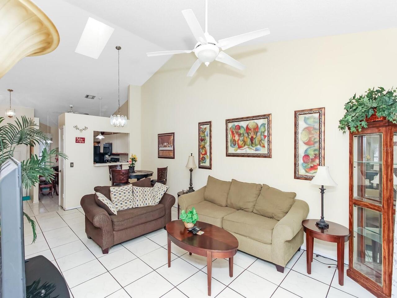 Listing Photo 7