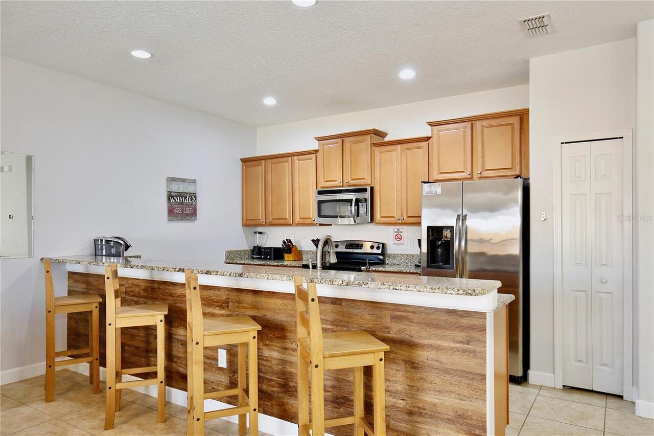 Listing Photo 8