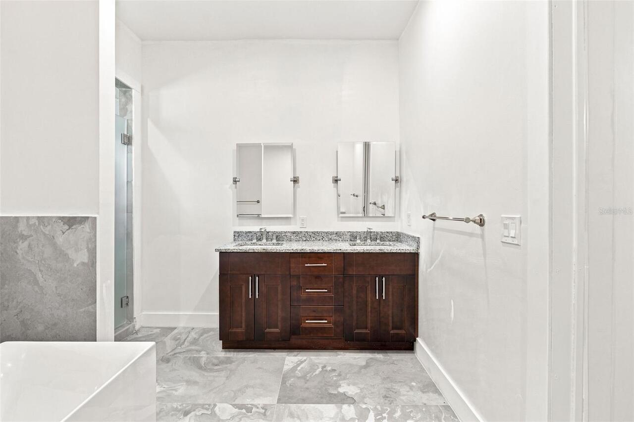 Listing Photo 37