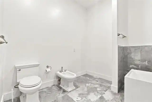 Listing Photo 36