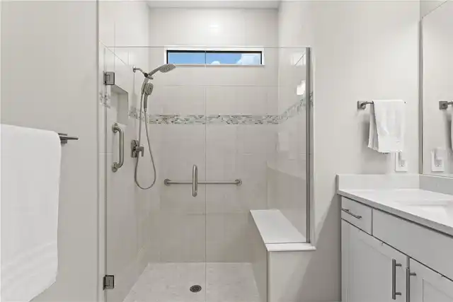Listing Photo 13