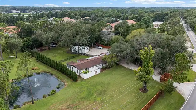 Listing Photo 8