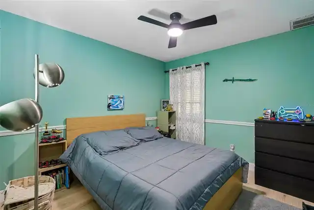 Listing Photo 25