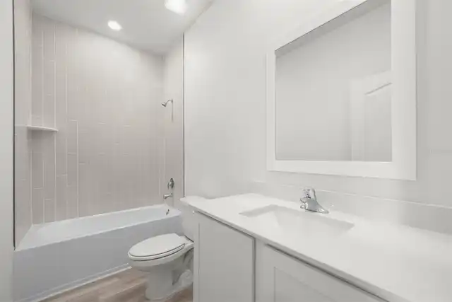 Listing Photo 15