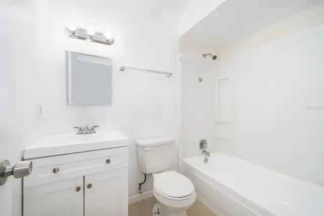 Listing Photo 15