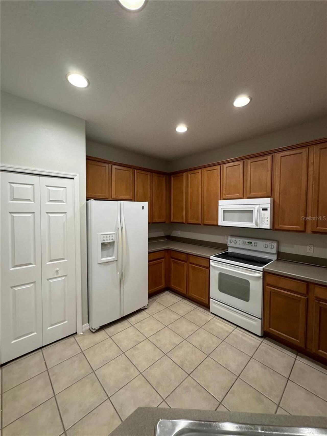 Listing Photo 7