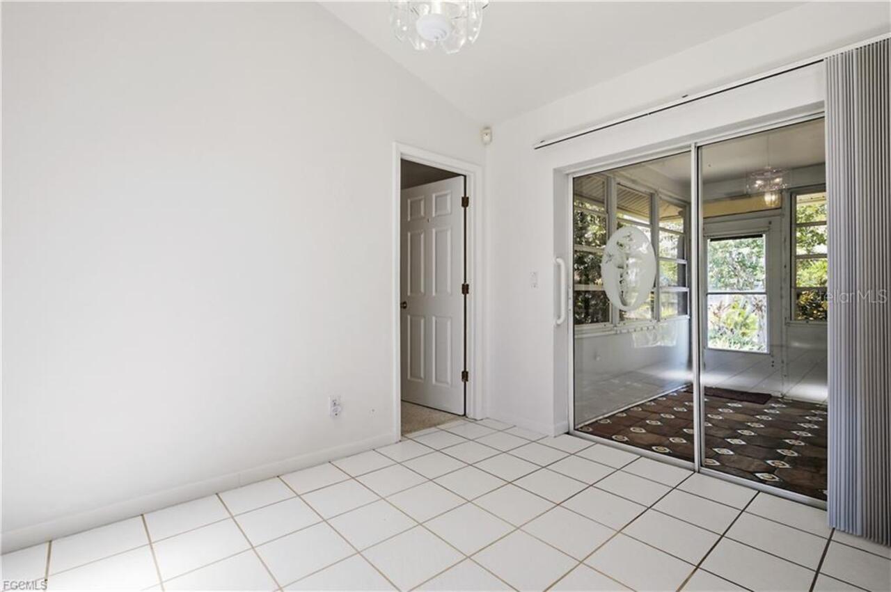 Listing Photo 10