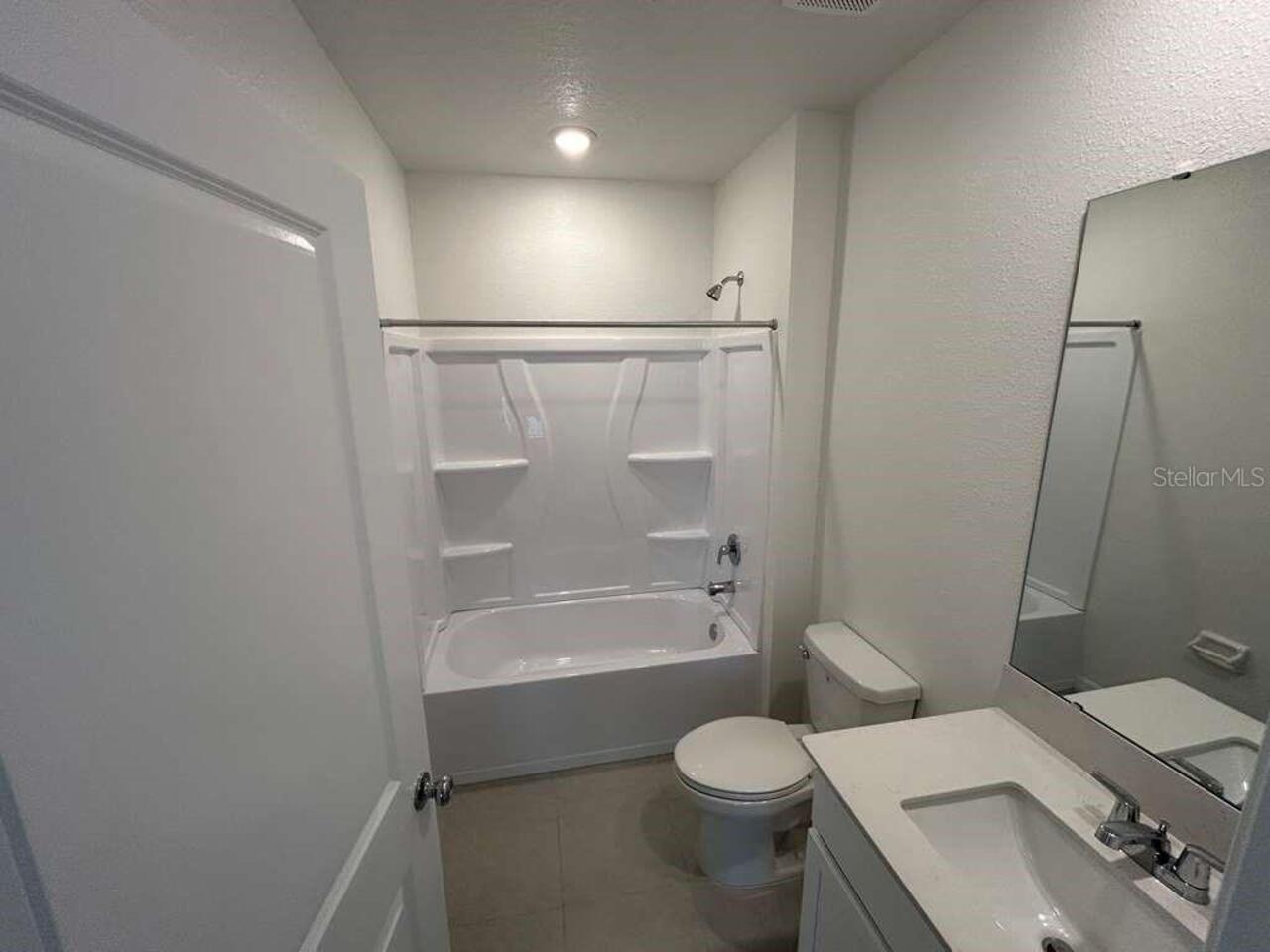 Listing Photo 8