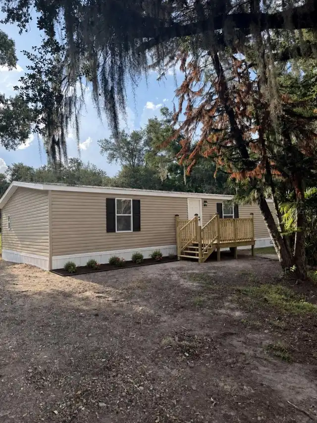 Listing Photo 18