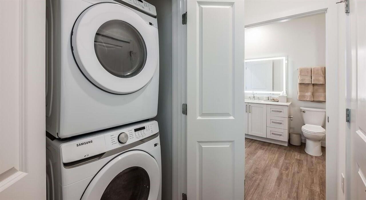 1BR, Residential Lease, 1BA, $1,931
Read More