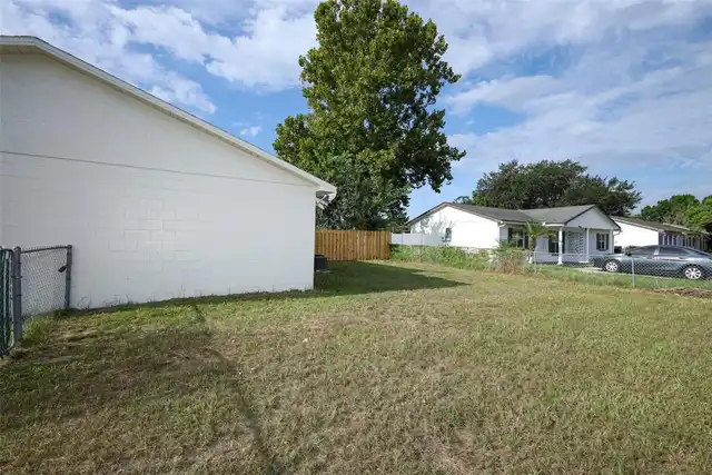 Listing Photo 23