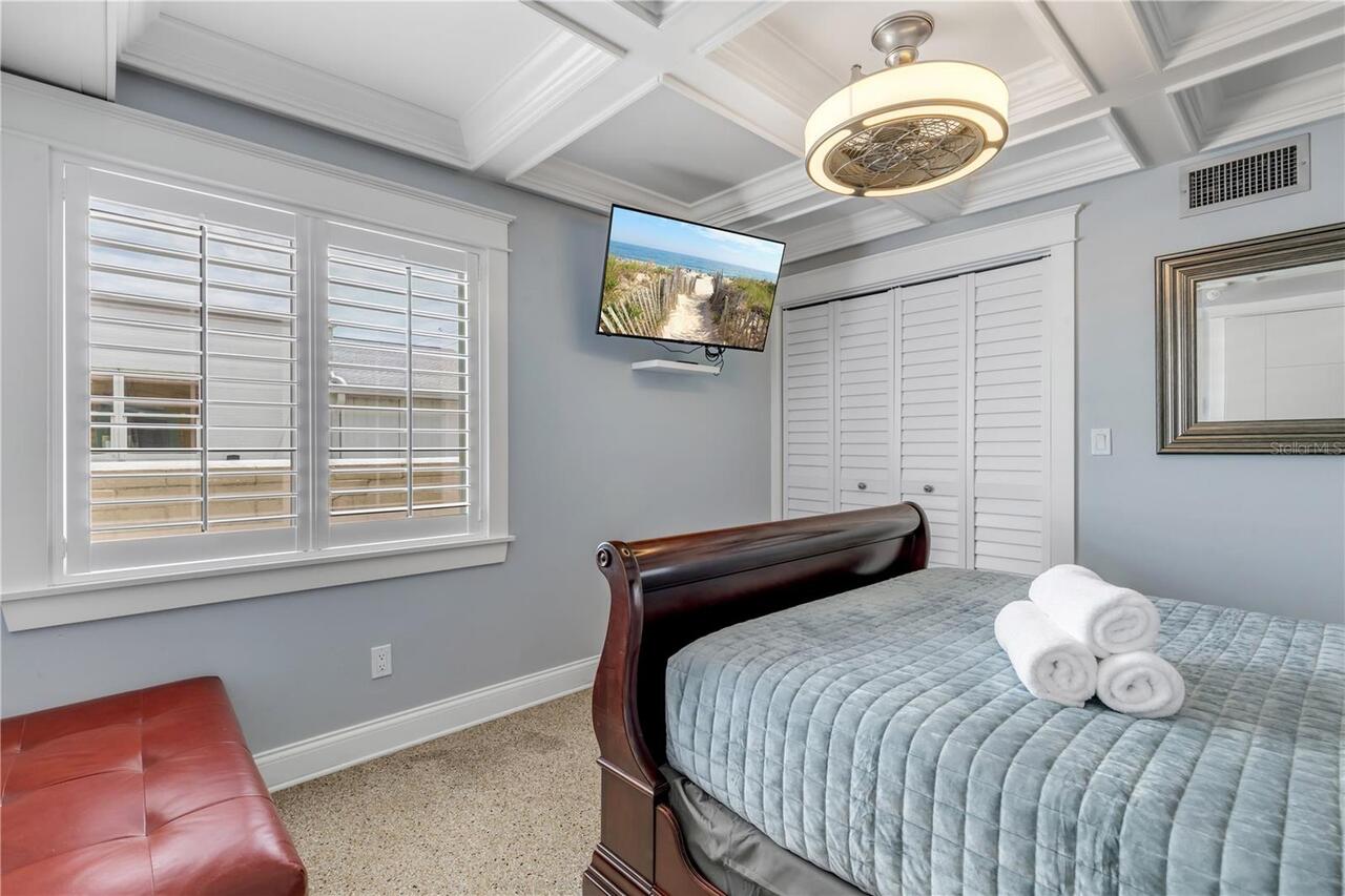 Listing Photo 32