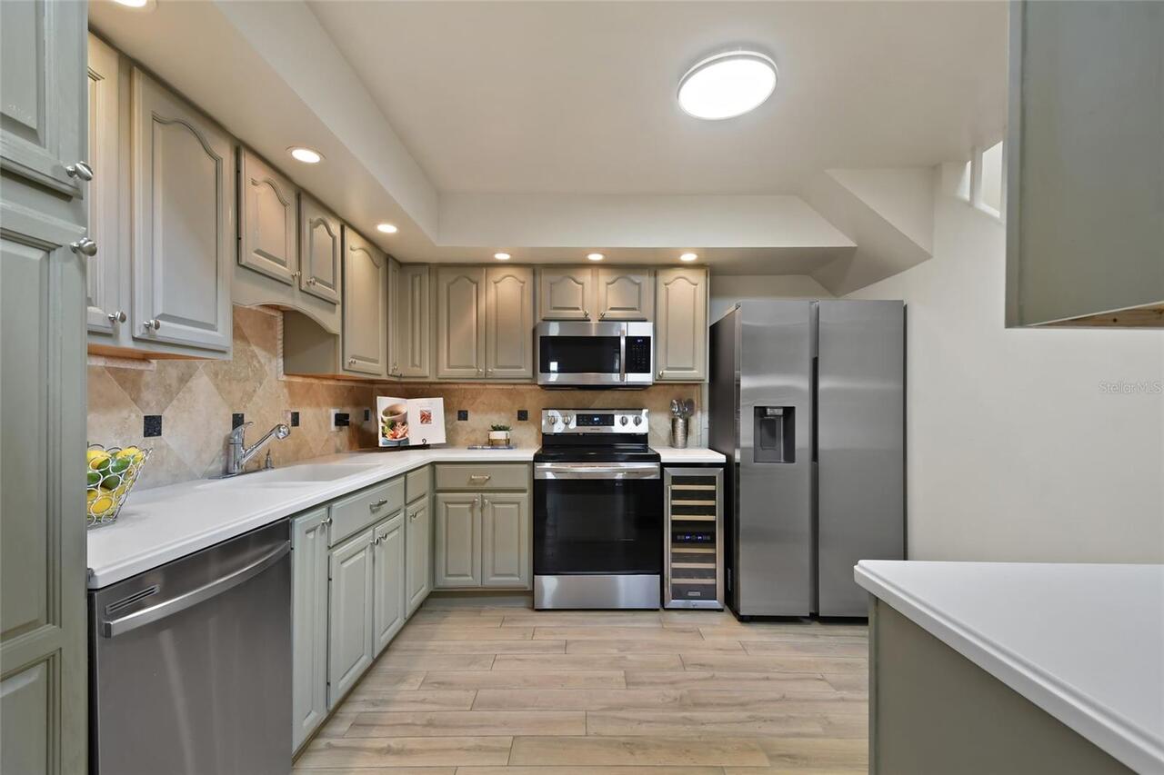 Listing Photo 15