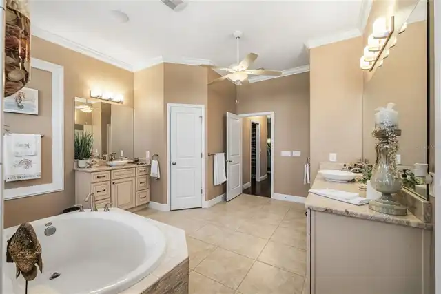 Listing Photo 18