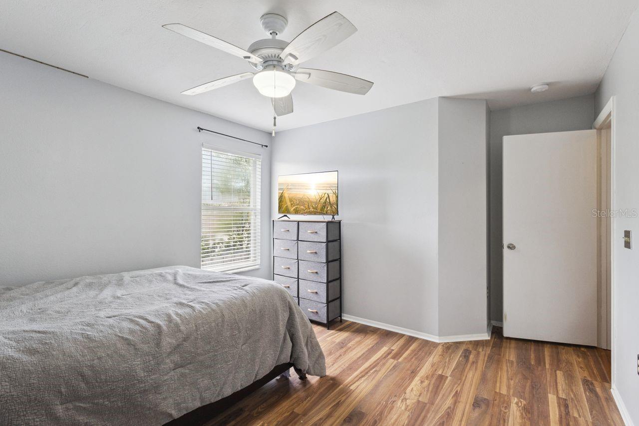 Listing Photo 14