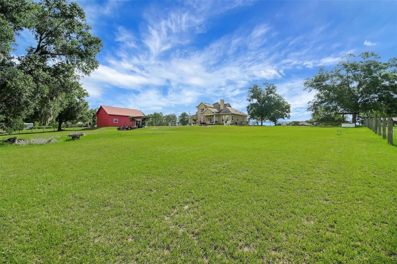 Listing Photo 11