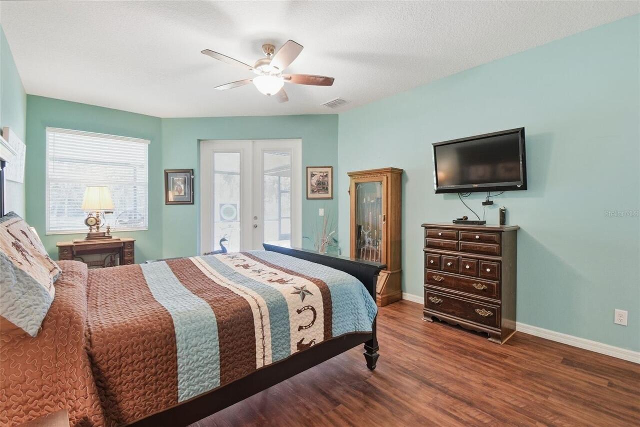 Listing Photo 18