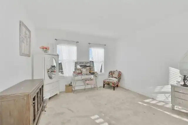 Listing Photo 21