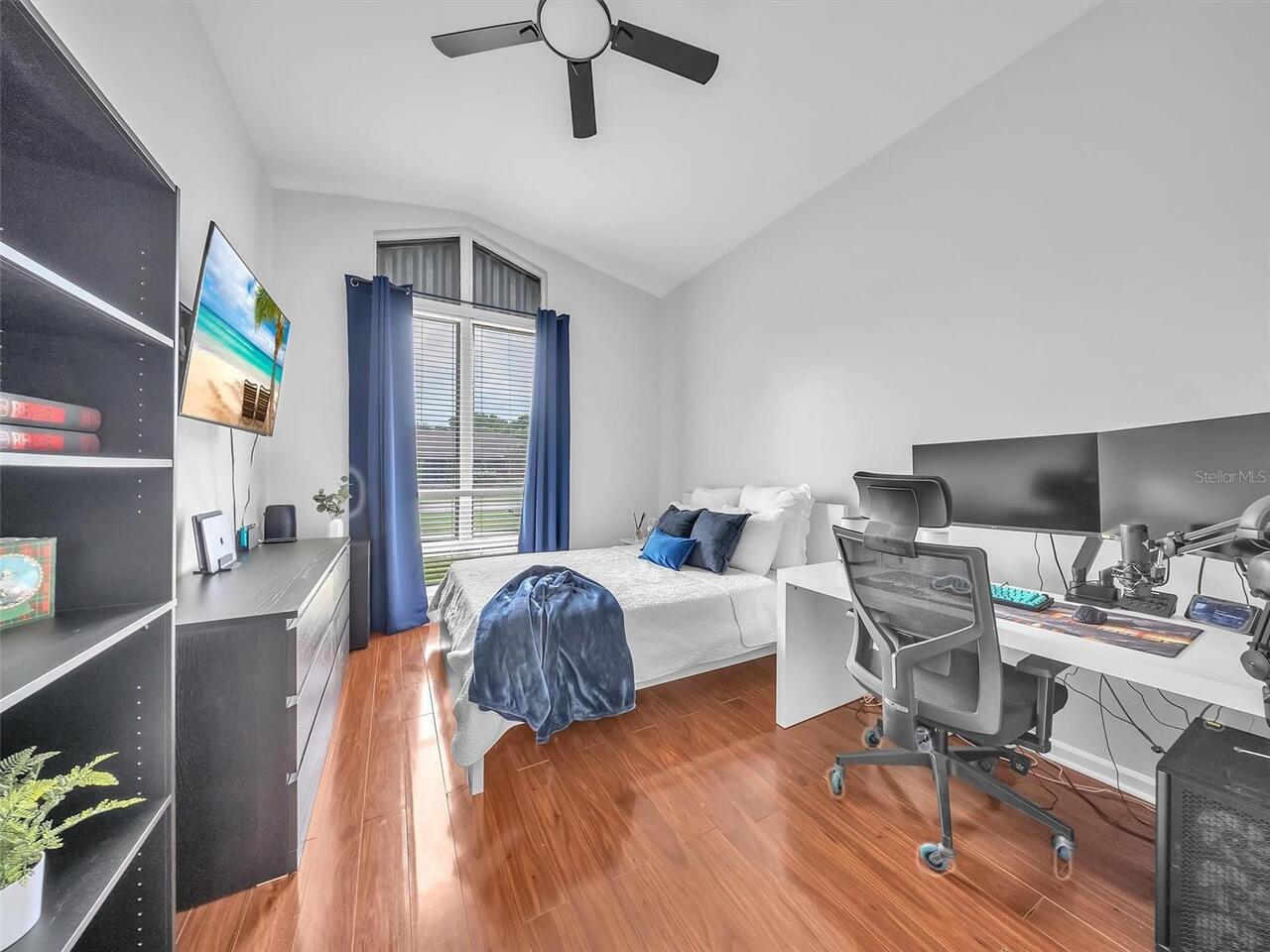 Listing Photo 25
