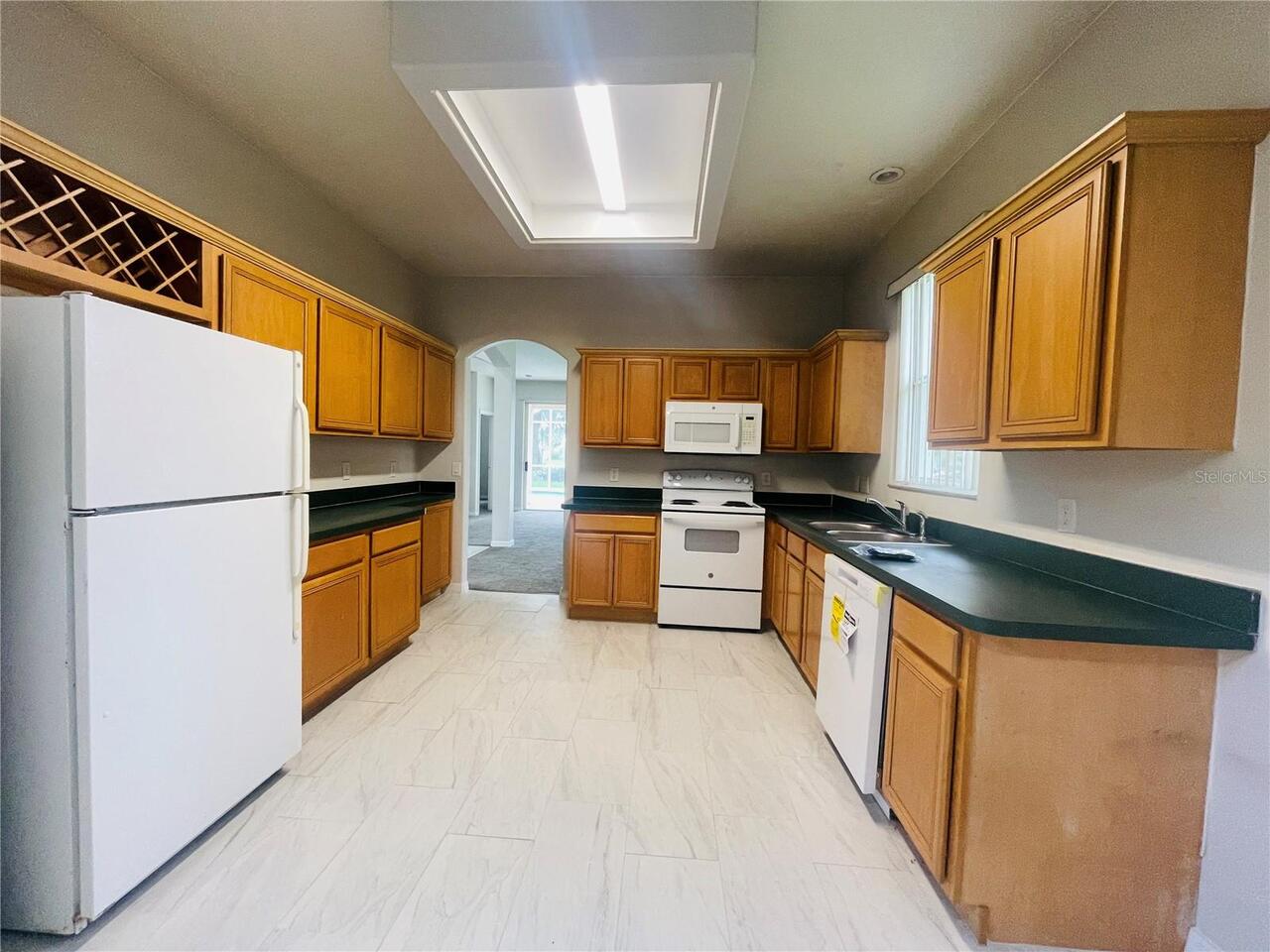 Listing Photo 8