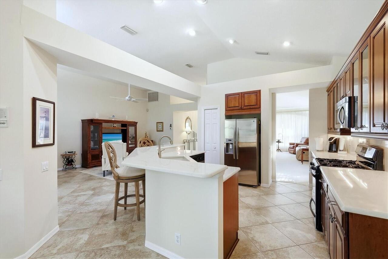Listing Photo 17