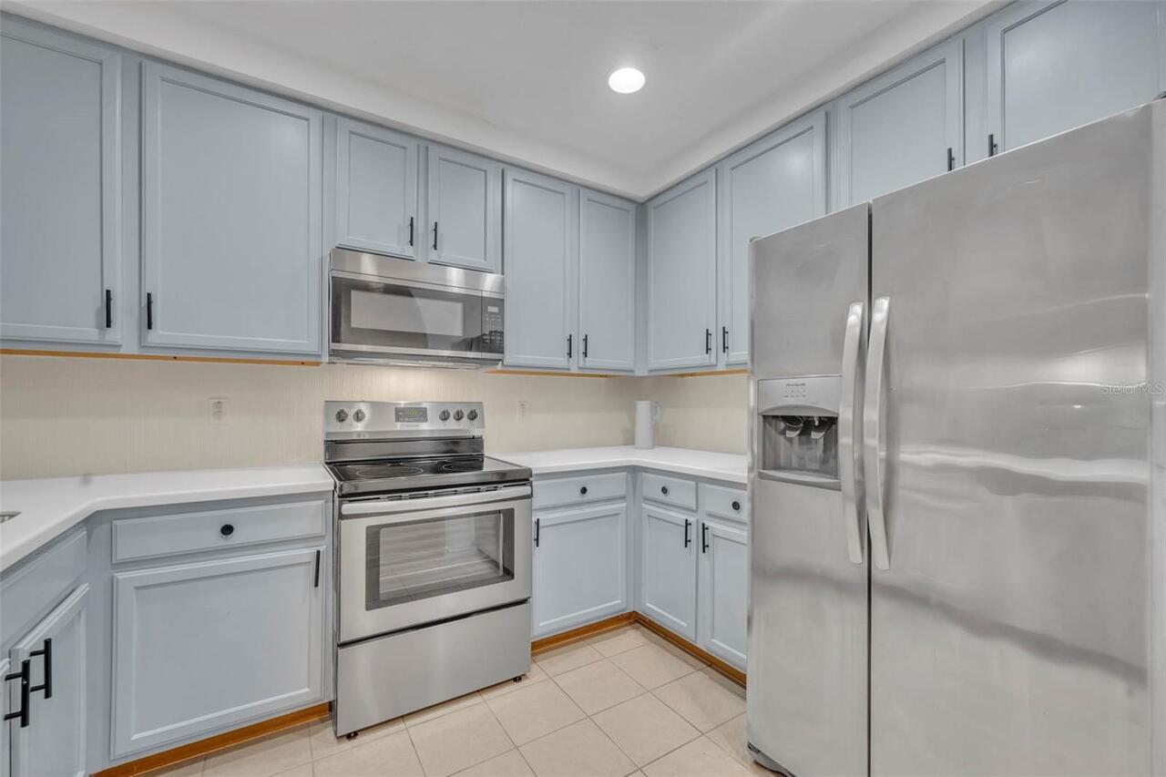 Listing Photo 9