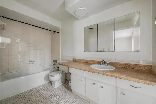 Listing Photo 25