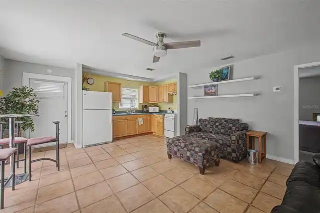 Listing Photo 37