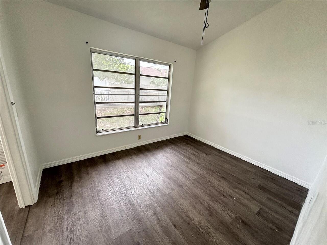 Listing Photo 7