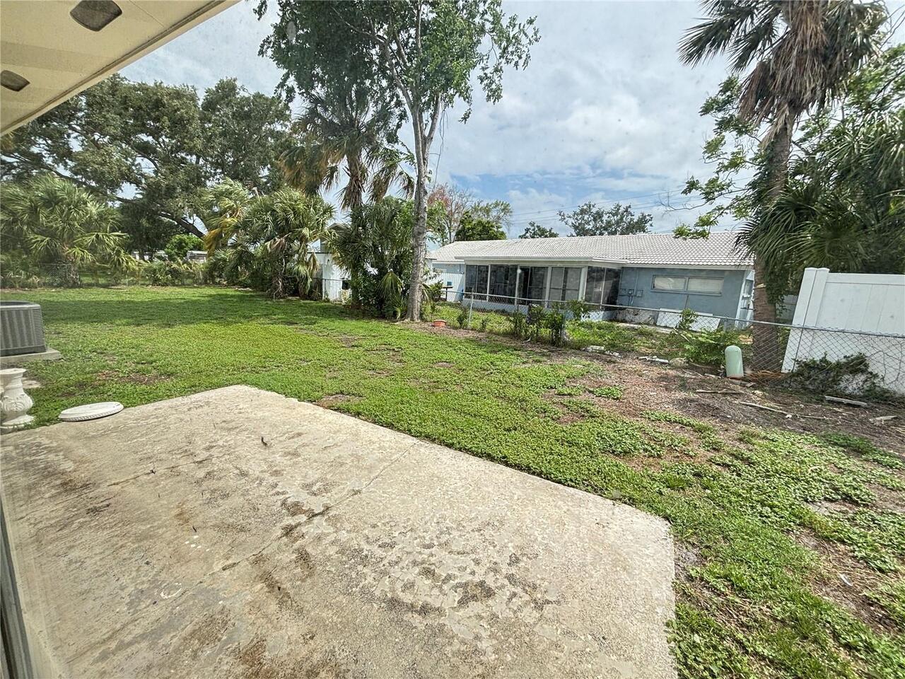 Listing Photo 16