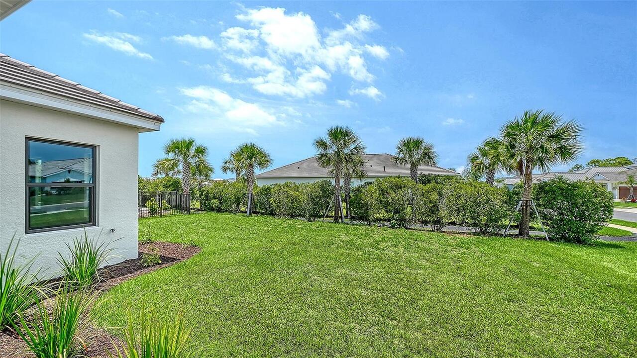 Listing Photo 38