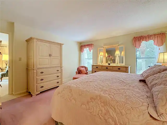 Listing Photo 21