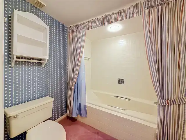 Listing Photo 24