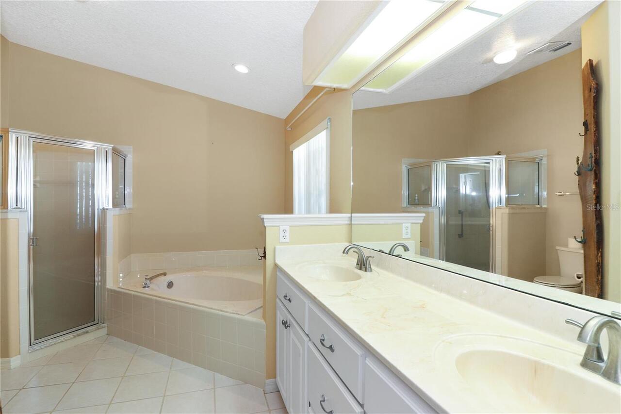Listing Photo 14