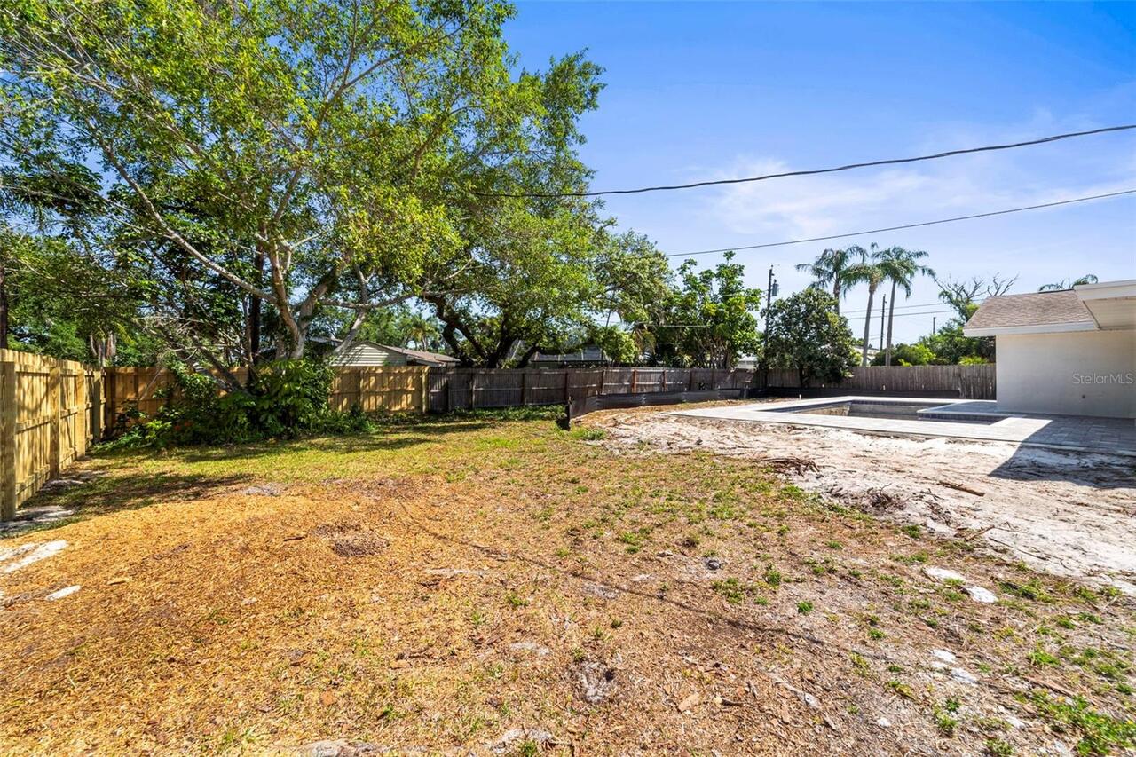 Listing Photo 42