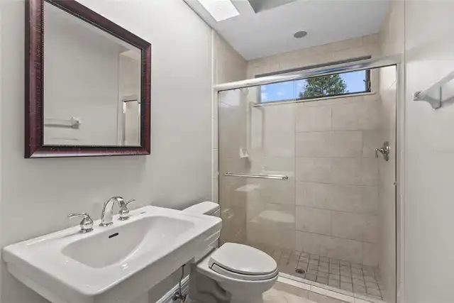 Listing Photo 32