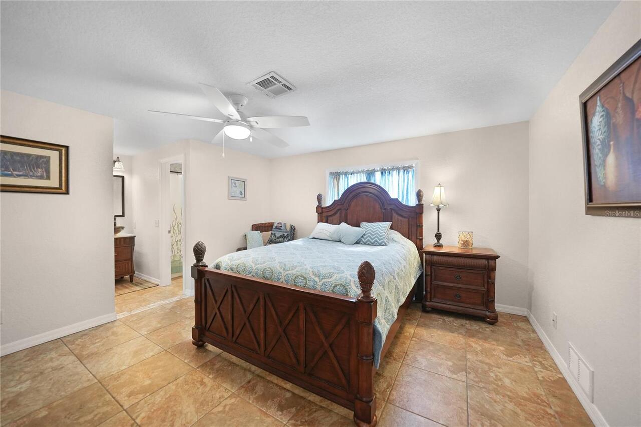 Listing Photo 38