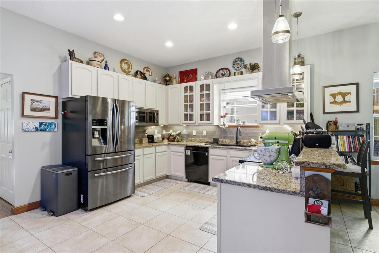 Listing Photo 18