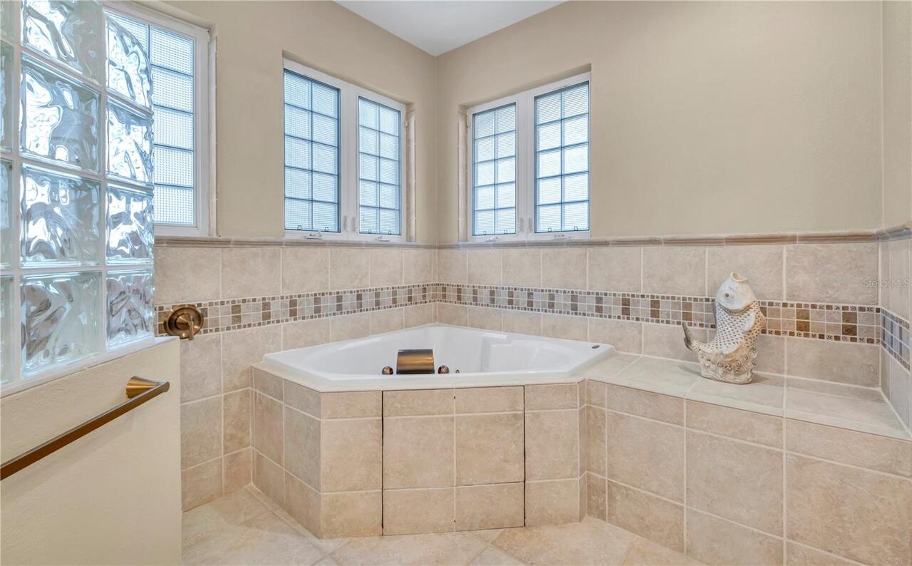 Listing Photo 73